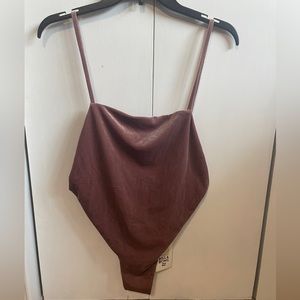 One piece high cut swimsuit💗